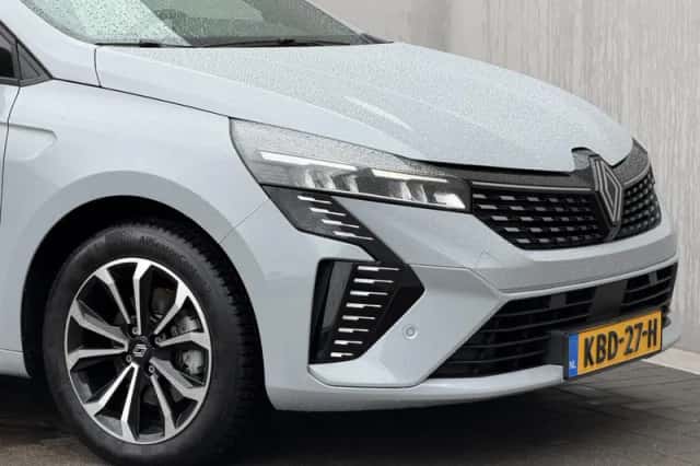 Renault Clio (2025) thumbnail 32
