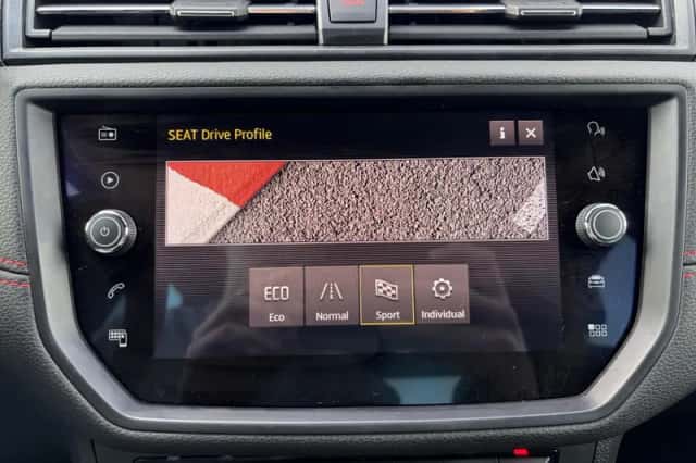 SEAT Arona (2018) thumbnail 31