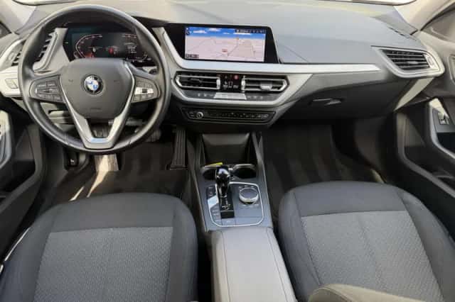 BMW 1-Serie (2021) thumbnail 2