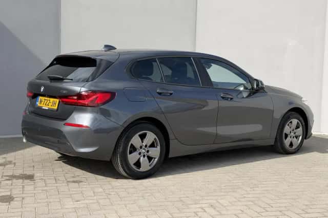 BMW 1-Serie (2021) thumbnail 3