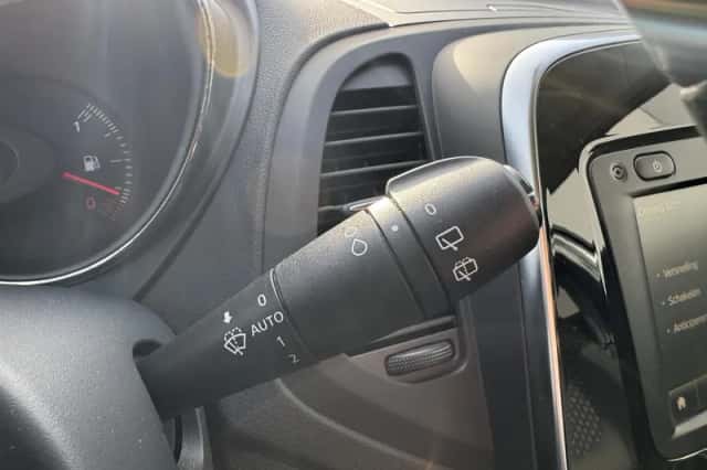 Renault Captur (2019) thumbnail 23