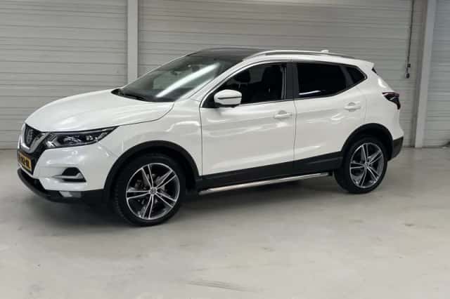 Nissan Qashqai (2021) thumbnail 4