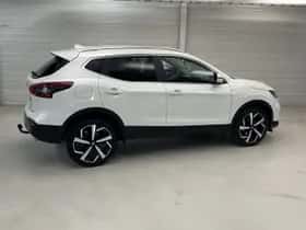 Nissan Qashqai (2021) thumbnail 5