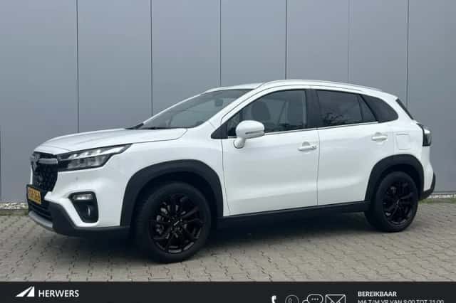 Suzuki S-Cross (2025) thumbnail 1