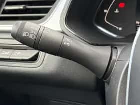 Renault Captur (2023) thumbnail 37