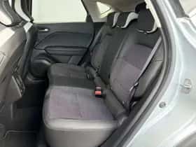 Renault Captur (2023) thumbnail 10
