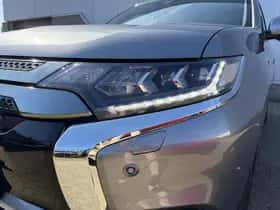 Mitsubishi Outlander (2019) thumbnail 27