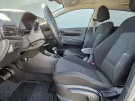 Hyundai Bayon (2022) thumbnail 14