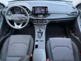 Hyundai i30 (2022) thumbnail 5