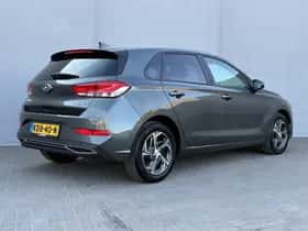 Hyundai i30 (2022) thumbnail 6
