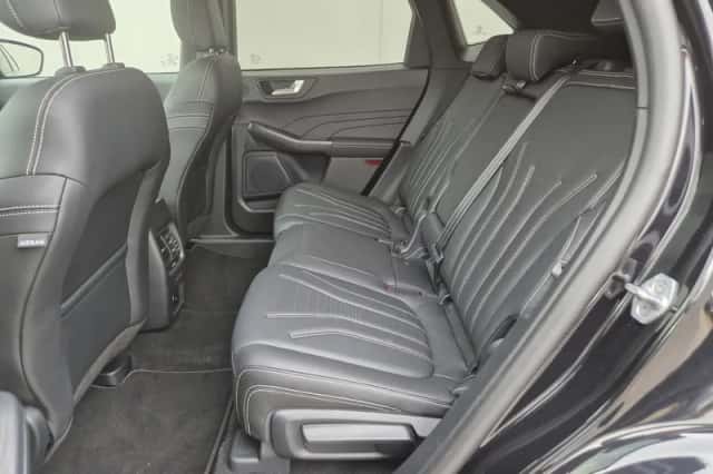 Ford Kuga (2023) thumbnail 12