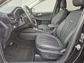 Ford Kuga (2023) thumbnail 14