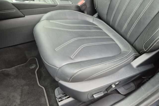 Ford Kuga (2023) thumbnail 24