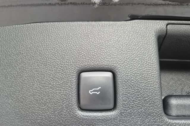 Ford Kuga (2023) thumbnail 43