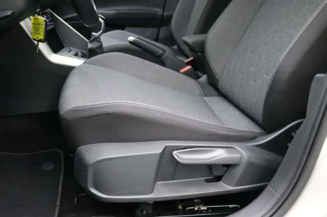 Volkswagen Polo (2024) thumbnail 32