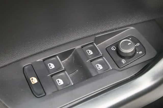 Volkswagen Polo (2024) thumbnail 9