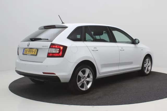 Škoda Rapid (2019) thumbnail 3