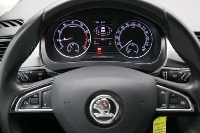 Škoda Rapid (2019) thumbnail 8