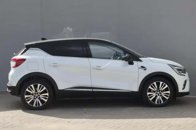 Renault Captur (2022) thumbnail 18