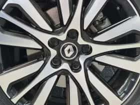 Renault Captur (2022) thumbnail 22