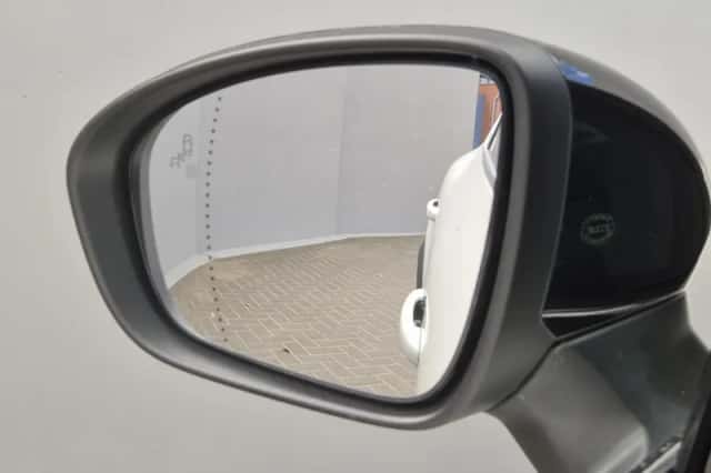 Renault Captur (2022) thumbnail 33