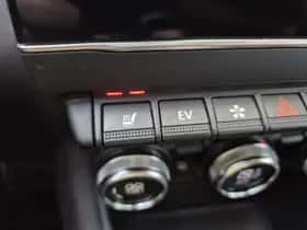 Renault Captur (2022) thumbnail 9