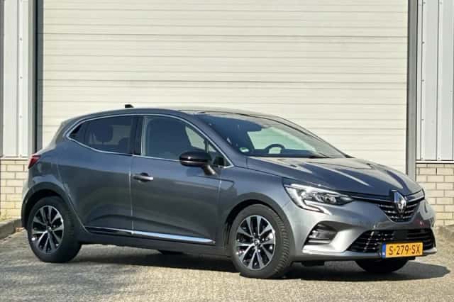 Renault Clio (2023) thumbnail 32