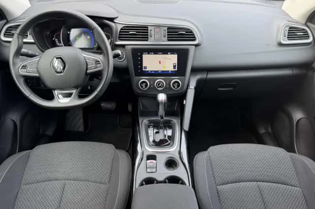 Renault Kadjar (2022) thumbnail 2