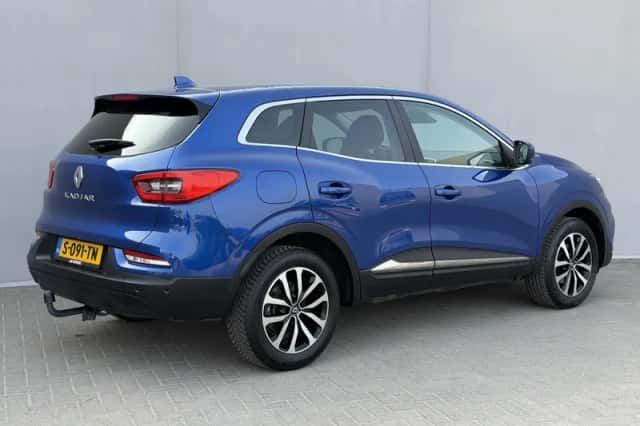 Renault Kadjar (2022) thumbnail 3
