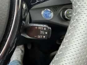 Toyota Yaris (2017) thumbnail 14