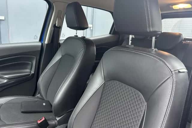 Ford EcoSport (2017) thumbnail 10