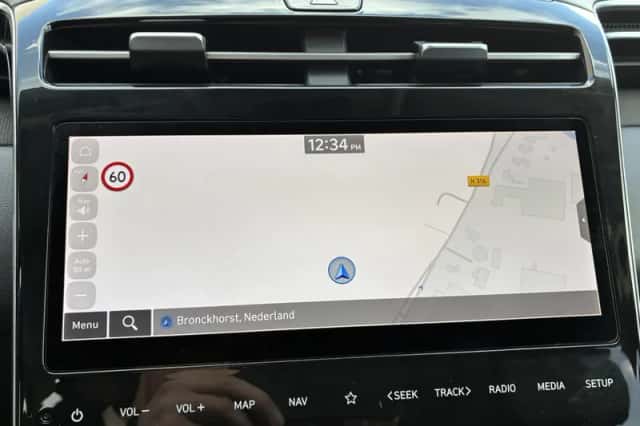 Hyundai Tucson (2022) thumbnail 32