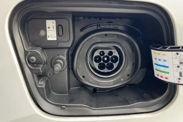 Renault Captur (2021) thumbnail 39