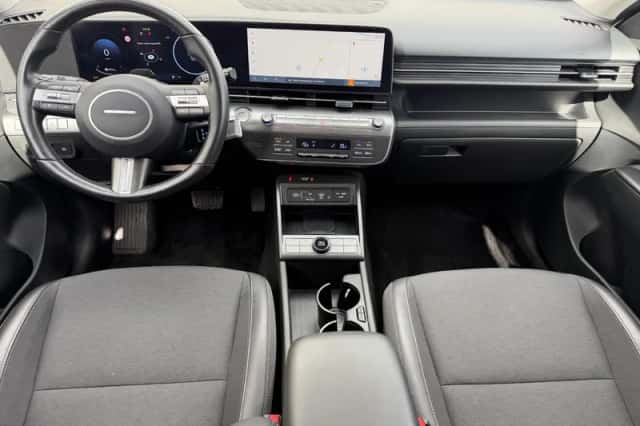 Hyundai Kona (2025) thumbnail 2