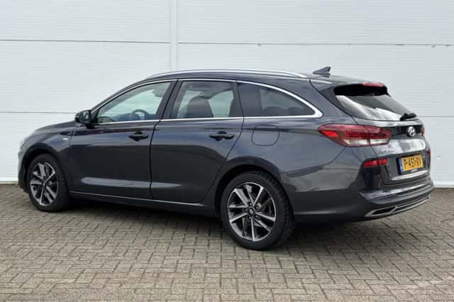 Hyundai i30 (2022) thumbnail 17