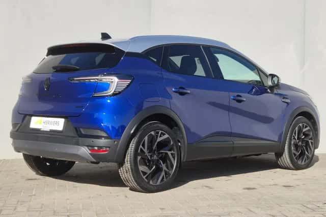Renault Captur (2024) thumbnail 3