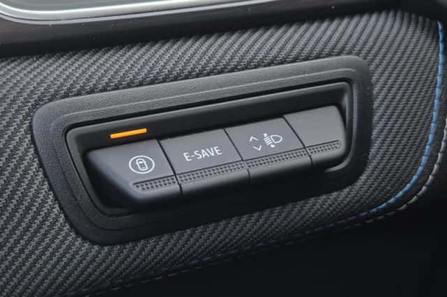 Renault Captur (2024) thumbnail 39