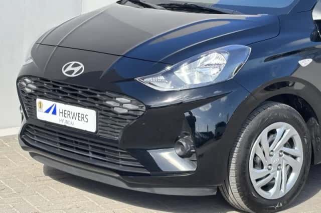 Hyundai i10 (2024) thumbnail 31
