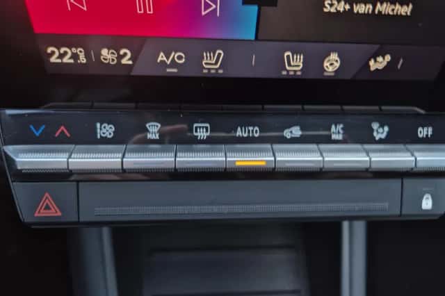 Renault Symbioz (2025) thumbnail 25