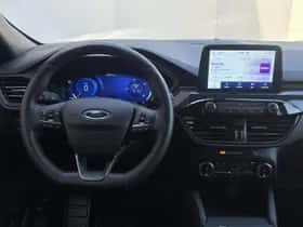 Ford Kuga (2023) thumbnail 25