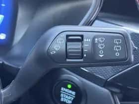 Ford Kuga (2023) thumbnail 37
