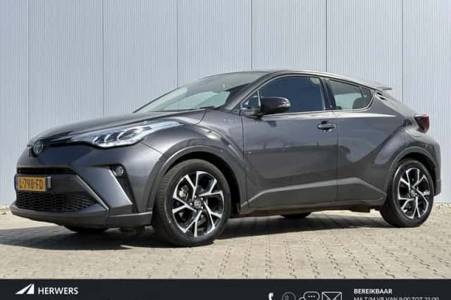Toyota C-HR (2021) thumbnail 1