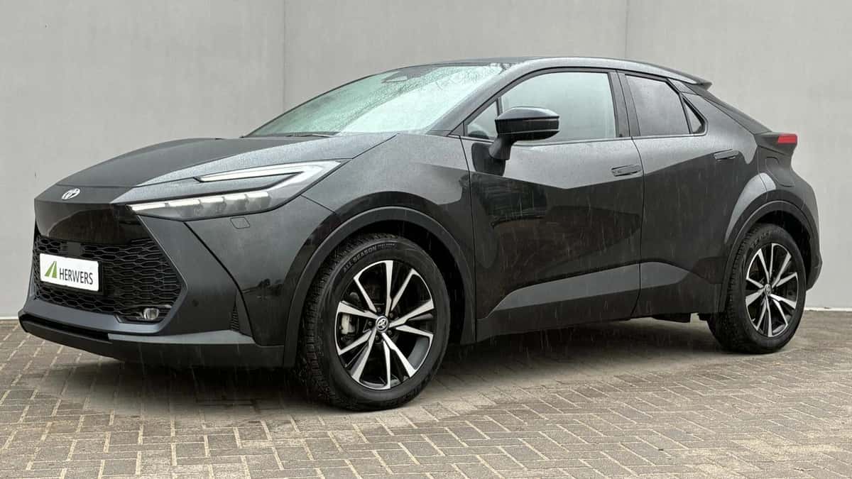 Toyota C-HR (2025) — foto 1