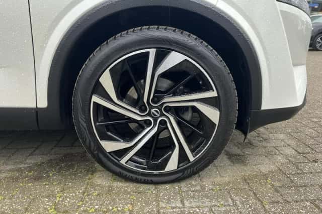 Nissan Qashqai (2023) thumbnail 15