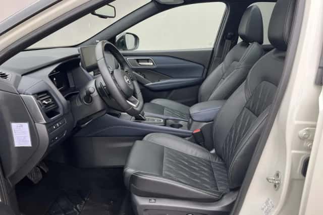 Nissan Qashqai (2023) thumbnail 6