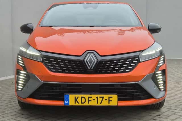Renault Clio (2024) thumbnail 23
