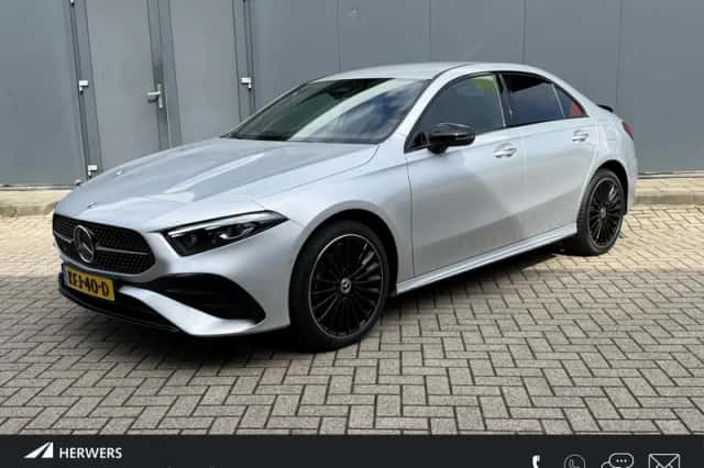 Mercedes-Benz A-Klasse (2023) thumbnail 1