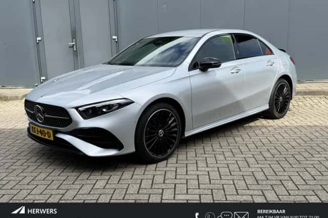 Mercedes-Benz A-Klasse (2023) thumbnail 1