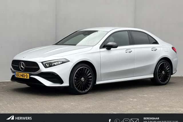 Mercedes-Benz A-Klasse (2023) thumbnail 1