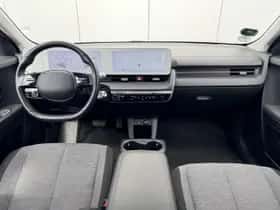Hyundai Ioniq 5 (2023) thumbnail 5